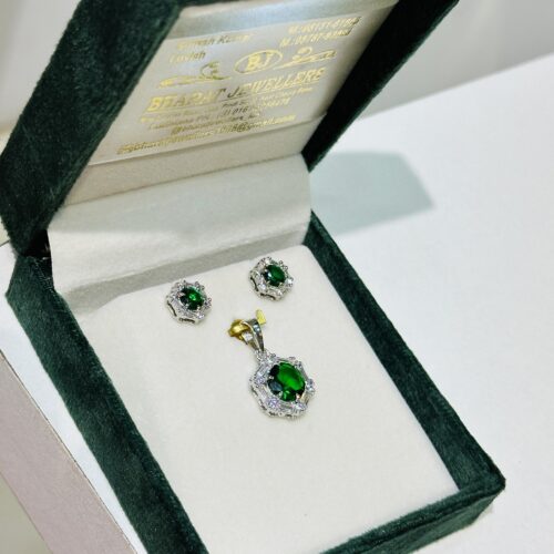 Emerald Green Royale