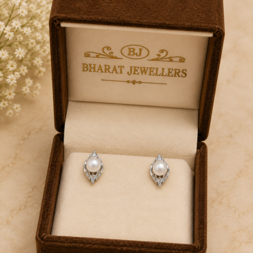 Pearl Enchant Studs